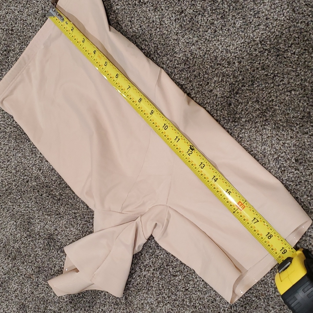 Sold TC Fine Intimates Tummy Tux High Waist Thigh Slimmer sz L - Picture 8 of 10